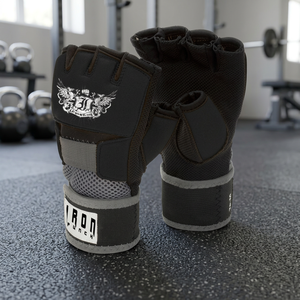 ผ้าพันมือสำหรับชกมวย IRON PUNCH ปรับได้ สวมใส่สบาย ปลอดภัย ผลิตจากหนัง PU แบบติดตีนตุ๊กแก สำหรับออกกำลังกายและฝึกซ้อม สามารถสั่งทำได้ - Product Image 2