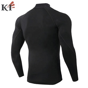 Maillot de compression à manches longues personnalisé pour le surf, imprimé par sublimation, en polyester/nylon respirant 280g, pour homme, taille UK - Product Image 2