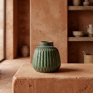 Ficio M Green Wash Terracotta Clay Bud Vase, Mini pot en terre cuite artisanal, Urne décorative en céramique pour table, Vases en gros - Product Image 4