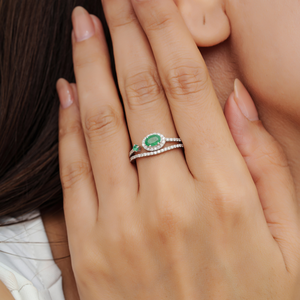 Classic 925 Sterling <b>Silver</b> Natural Oval & Round Cut Natural <b>Emerald</b> Gemstone Stackable <b>Ring</b> For Women's Everyday Wear - Product Image 2