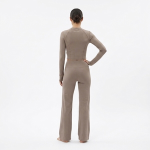 Conjunto Deportivo para Mujer, Top Corto de Manga Larga y Pantalones Anchos de Cintura Alta, para Yoga, Ejercicio y Fitness - Product Image 3