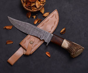 Cuchillo de Caza de Acero de Damasco Hecho a Mano de Edición Superior con Mango de Madera de Ciervo, Cuchillos de Supervivencia, Mejor Cuchillo Bowie de Hoja Fija Afilada - Product Image 2