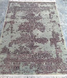 Alfombra geométrica abstracta de lujo, alfombra indo-nepalí hecha a mano Para mayoristas, alfombra moderna con patrón de borrado en tonos neutros y terrosos - Product Image 2