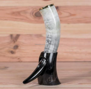 Corne à boire sculptée personnalisée fabriquée à la main naturelle Viking Buffalo bière chope polie sculptée corne à boire Falak exportation mondiale - Product Image 5