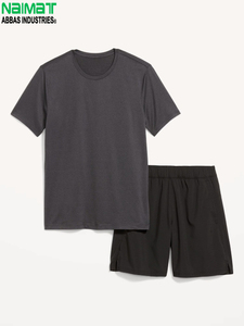 Conjunto de Pantalones Cortos Deportivos de Secado Rápido para Hombre, Color Sólido, Dos Piezas, Negro y Gris Oscuro, de Naimat Abbas Industries - Product Image 3
