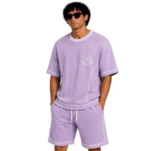 Ensemble T-shirt et short oversize pour homme Lilac avec passepoil contrastant beige, logo personnalisé, col rond, style streetwear décontracté, fabricant en gros - Product Image 1