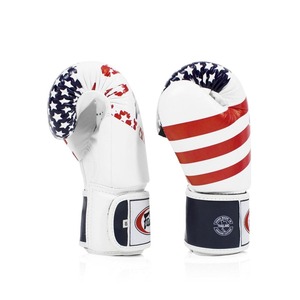 Gants de boxe blancs imprimés FairTex, prix de gros professionnels, logo personnalisé du club, entraînement et sparring de Muay Thai - Product Image 4