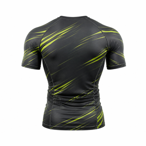 T-shirt de compression athlétique pour homme, séchage rapide, évacuation de l'humidité, idéal pour la gym, le fitness, la course, la natation, le surf et les activités sportives. - Product Image 2