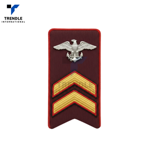 Épaulettes en métal tressé doré de qualité supérieure |   Épaulettes brodées 3D personnalisées détachables avec fermeture magnétique, écologiques et réutilisables - Product Image 1