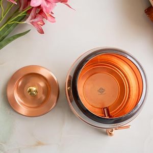 Distributeur d'eau froide en cuivre avec motif décoratif et accents en cuivre pour la maison - Product Image 2