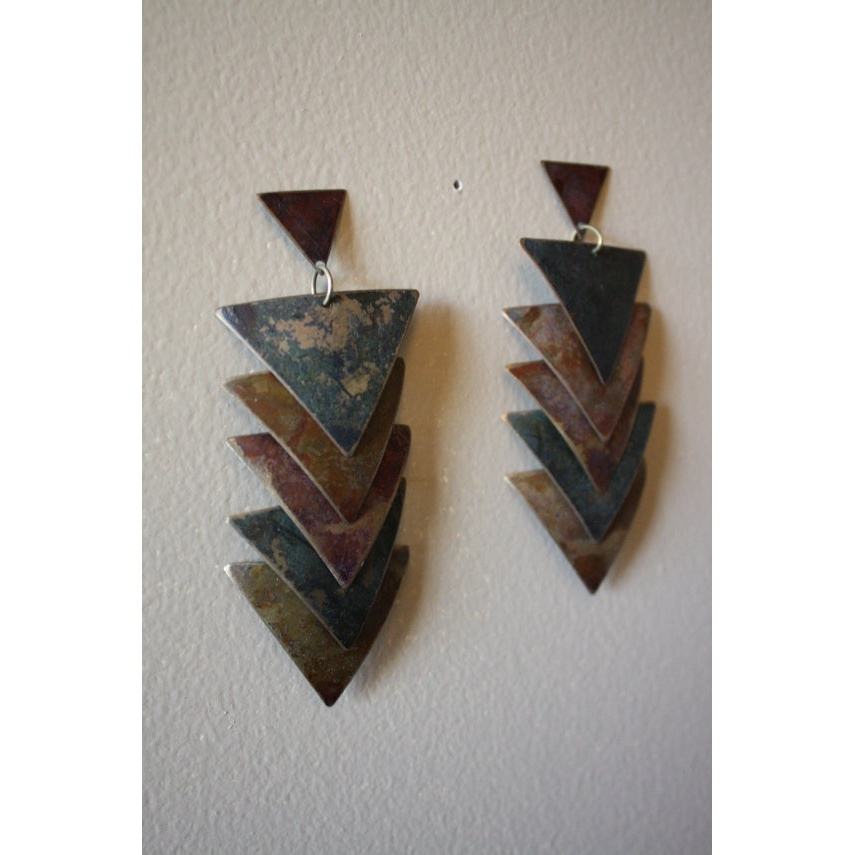 สีน้ำตาล