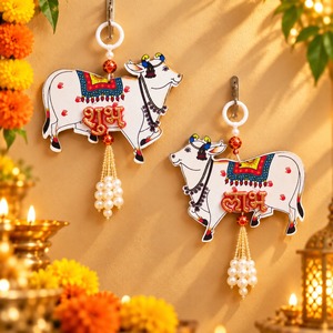 Tapiz de Pared con Diseño Pichwai Hecho a Mano con Borlas de Perlas, Juego de 2 Piezas para Diwali, Bodas y Decoración Tradicional del Hogar - Product Image 4