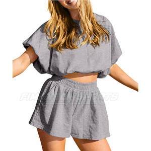 Ensemble Crop Top Femme Tendance en Matière Durable, Style Streetwear, Vente Chaude - Product Image 3