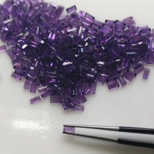 อเมทิสต์แอฟริกันธรรมชาติ 4x3 มม. ทรงบาแกตต์ สีม่วง คุณภาพดีที่สุด พลอยหลวมสำหรับทำเครื่องประดับ รีดดิ้ง เมาน์เทน เจมส์ - Product Image 4