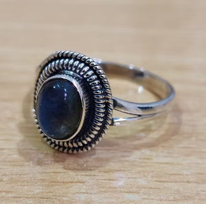 <b>Labradorite</b> Gemstone 925 Sterling Silver <b>Ring</b> Blue Fire Gemstone Handmade Minimalist Jewelry for Her - Product Image 2