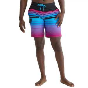Shorts de sublimación para hombre, estilo playa estadounidense y europeo, shorts elegantes para hombre, logotipo privado personalizado, precio económico, fabricación directa en Pakistán. - Product Image 4