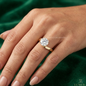 Elegante Anillo Solitario de Oro Amarillo de 9KT, 10KT, 14KT, 18KT con Diamante de Laboratorio IGI, Corte Redondo, Joyería de Boda para Mujer - Product Image 6