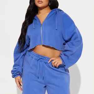 Nouvel ensemble de survêtement élégant personnalisé avec logo, comprenant un sweat à capuche court à épaules tombantes et un pantalon de jogging, 2 pièces, pour femmes - Product Image 5