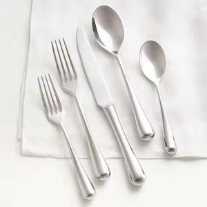 Elegante Juego de Cubiertos de Acero Inoxidable para Mesa de Comedor, Diseñado para una Vida Elegante y Decoración Moderna de Cocina - Product Image 2