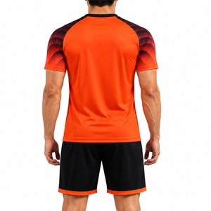 Conjunto Deportivo Personalizado Unisex de Camiseta y Pantalones Cortos, Elegante, Transpirable, Cómodo, Conjunto de Camiseta de Entrenamiento Premium, Ropa Deportiva Moderna - Product Image 1