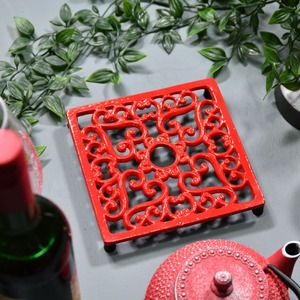 Minimalist Metal <b>Trivet</b> Heat Resistant Pot Stand for Kitchen and Dining Table Stylish Heat Resistant Metal <b>Trivet</b> for Hot Dishes - Product Image 1