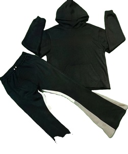 ชุดวอร์มแบบยูนิเซ็กซ์คุณภาพสูง ปรับแต่งได้ พร้อมโลโก้และดีไซน์เฉพาะตัว - Product Image 1