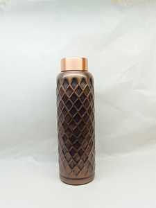 Botella de Agua de Cobre con Diseño Martillado de Diamantes, Color Marrón, Revestimiento Ecológico Anticorrosión, Apta para Lavavajillas, Tapa Incluida - Product Image 1