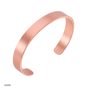 Brazalete de Cobre Hecho a Mano, Brazalete Abierto con Acabado Martillado, Joyería Ajustable para Muñeca, Estilo Vintage, Chapado en Cobre Antiguo, Geométrico - Product Image 1