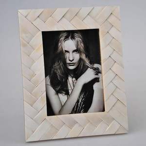 Marco Moderno con Rayas Color Marfil - Product Image 2