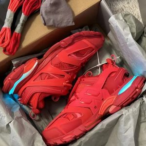 Chaussures de luxe de haute qualité pour hommes, baskets Track 3.0 avec éclairage LED, chaussures de marque célèbre, chaussures décontractées pour femmes - Product Image 4