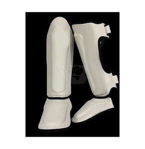 Espinilleras de MMA Personalizadas de Alta Calidad, Equipo de Protección para Karate y Kickboxing, Ecológicas, Lavables y Ligeras - Product Image 1