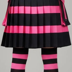 Kilt hybride moderne en tartan plissé en coton avec poches cargo amovibles, sangles latérales, boucles et anneaux - Product Image 4