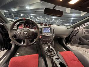 <span class=keywords><strong>Nissan</strong></span> <span class=keywords><strong>370Z</strong></span> NISMO Coupé d'occasion haut de gamme, modèle 2020, environ 4 600 milles, boîte manuelle <span class=keywords><strong>à</strong></span> 6 vitesses - Product Image 2