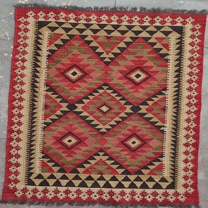 Hand Woven Wool Vintage Kilim Rug Reversible PET Friendly Geometric Pattern Custom Sizes for Living Room Hotel Use Multi Colors - Product Image 2
