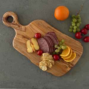 Planche à découper en bois de style antique, parfaite pour ajouter une touche vintage à vos ustensiles de cuisine, planche à découper pour restaurant - Product Image 1