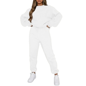 Pantalon de jogging surdimensionné 100% coton et haut à épaules tombantes ensemble d'hiver à capuche pour femmes avec fermeture éclair bouton maille vente en gros - Product Image 1