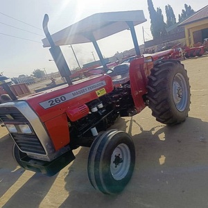 Tracteur Massey Ferguson 260 4x4 avec moteur diesel puissant, pompe robuste, essieu durable, utilisation facile pour les travaux agricoles de labour prolongé - Product Image 1