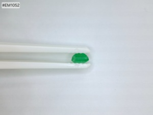 พลอยมรกตแซมเบียทรงแปดเหลี่ยมขนาด 2.18 กะรัต สีเขียวเข้ม ความใสสูง คุณภาพเยี่ยม เหมาะสำหรับงานออกแบบเครื่องประดับสุดพิเศษ - Product Image 3
