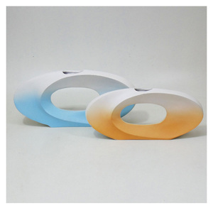 Florero de Aluminio de Estilo Nórdico Premium con Base Elevada para Decoración Minimalista del Hogar - Product Image 6