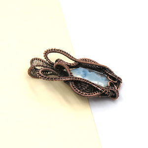 Pendentif en Agate Bleue en Gros, Enroulé de Fil, Cuivre Rhodié Noir |   Fournisseur de bijoux bohèmes faits à la main avec pierres précieuses - Product Image 4