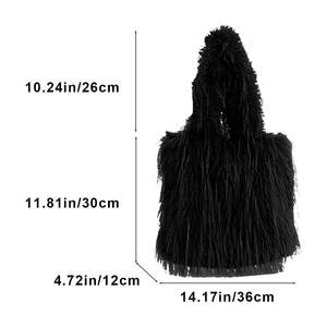 Sac à bandoulière tendance et mignon en peluche cerise pour femme, sac fourre-tout chaud et moelleux pour l'hiver, sac seau simple en peluche cerise - Product Image 4