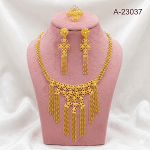 ชุดเครื่องประดับ MOLL JEWELLERS สไตล์อินเดียทันสมัย ชุบทอง 24K ทำจากโลหะผสมสังกะสี ประดับด้วยดอกไม้และเพชรซิร์คอน สร้อยคอพร้อมต่างหู สำหรับผู้หญิง เหมาะสำหรับงานหมั้น งานแต่งงาน และงานเลี้ยง - Product Image 5