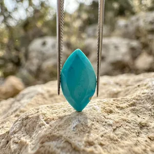 GNSJ Turquoise Naturelle de Haute Qualité, Coupe Marquise 15x8mm/17x8mm, 7.60ct, 4 pièces, Non Chauffée, Facettée, Effet Lumineux, Certifiée par un Certificat Tierce Partie, Bijoux - Product Image 1