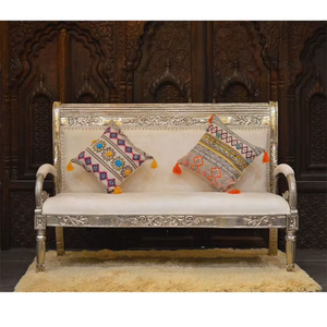 Proveedor indio, sofá seccional blanco de madera vintage, muebles, sofás, sala de estar, juego de sofás de ratán a la venta - Product Image 1