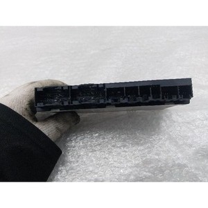 ECU และโมดูลคอมพิวเตอร์มือสองสำหรับรถยนต์ซีรีส์ 3 รุ่น 61359257098901 - Product Image 4
