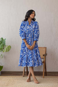 BLUE & <b>WHITE</b> COTTON <b>MAXI</b> WOMEN COTTON DRESS LIGHT WEIGHT COMFORTABLE AND BREATHABLE BEAUTIFUL PRINT THAT ADD A TOUCH OF CHARM - Product Image 3