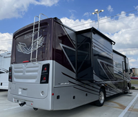 Camping-cars abordables 2025 : Fleetwood Bounder Classe A, camping-cars haut de gamme, meilleures offres et économies importantes