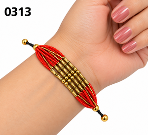 กำไลข้อมือทองเหลืองวินเทจแบบยืดหยุ่นปรับได้ ทำมือ ประดับลูกปัดสีแดง สำหรับผู้หญิง งานปาร์ตี้ มิตรภาพ ตัวอย่างงานทำจากเดลี - Product Image 5