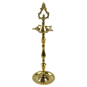 Support à bougies en métal doré à trois niveaux, thème ange, finition polie, design élégant, pour la maison, la villa, les fêtes, les mariages - Product Image 4