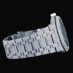 Montre en diamant Moissanite au design unique pour les couples, ensemble de montres de luxe assorties avec montre Hip Hop personnalisée brillante - Product Image 2